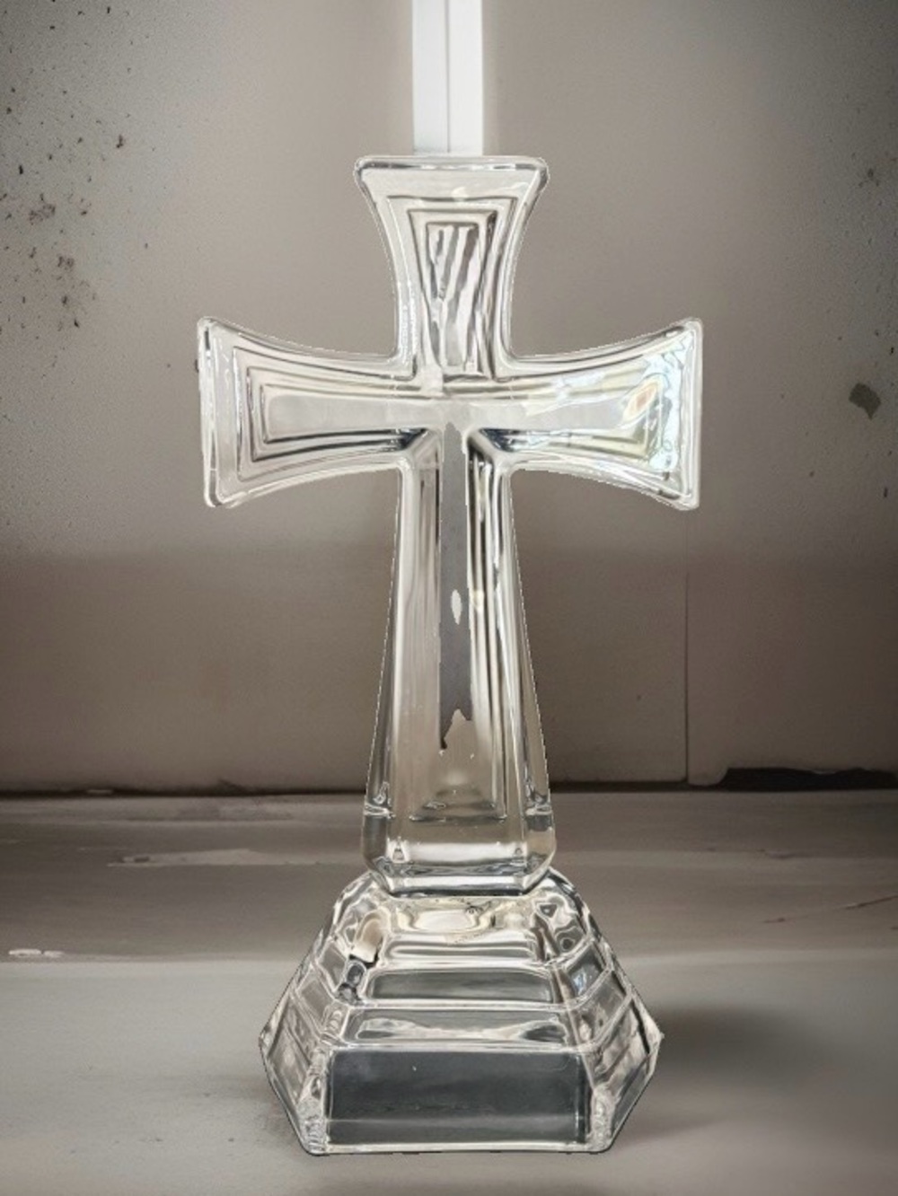 Napco Glass Christianity Cross/Crucifix Figurine on Faceted Base
